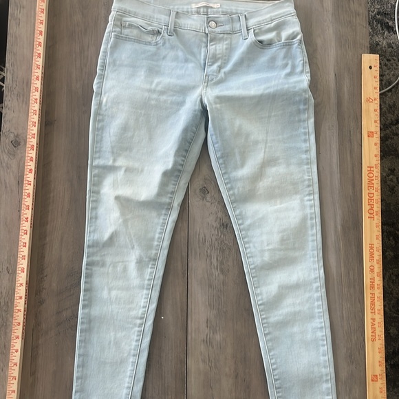 710 Super Skinny Levi’s size 31 light blue distressed bleach spots excellent con - Picture 9 of 13